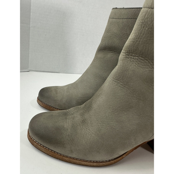 Frye Addie Double Zip Leather Ankle Heeled Boots Gray Distressed Bootie Size 9 B - Picture 8 of 16